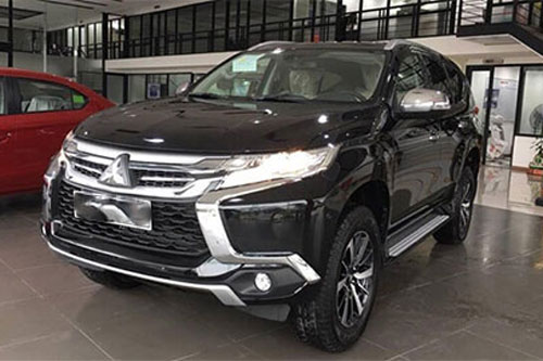 Đối thủ siêu ngầu của Hyundai Santa Fe, Toyota Fortuner, Ford Everest giảm giá cực mạnh tại Việt Nam