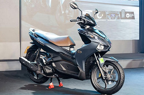 Honda Air Blade 125, Air Blade 150 2020 bất ngờ giảm giá mạnh trong tháng 6