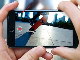 CLIP: Hướng dẫn cách vừa quay video vừa phát nhạc trên iPhone