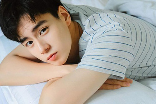 Lợi ích bất ngờ từ việc ngắm trai đẹp: Khoa học đã chứng minh, chị em "cứ mê đi vì cuộc đời cho phép"