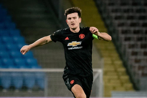 Trung vệ: Harry Maguire (M.U, 52 triệu bảng).