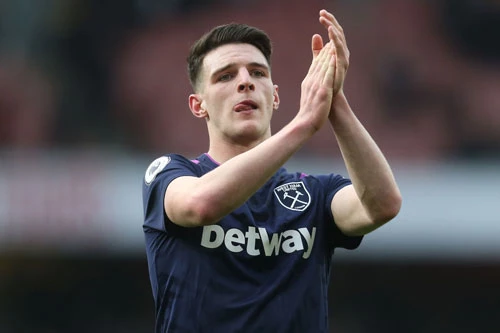 Trung vệ: Declan Rice (West Ham, 57 triệu bảng).