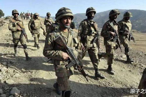 Trung - &#x1EA4;n ho&#xE0;n th&#xE0;nh b&#xE0;y binh b&#x1ED1; tr&#x1EAD;n &#x1EDF; bi&#xEA;n gi&#x1EDB;i &#x111;&#x1EE3;i &#x27;gi&#x1EDD; G&#x27;?