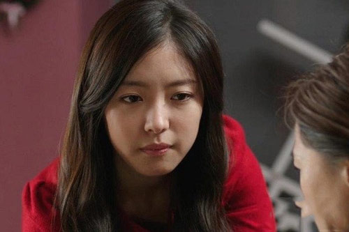 Choáng váng mỗi lần ở quê ra chơi, mẹ chồng đòi đi siêu thị sắm cả chục triệu tiền quà