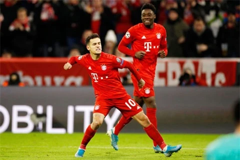 Coutinho (số 10) đang khoác áo Bayern dưới dạng cho mượn từ Barca