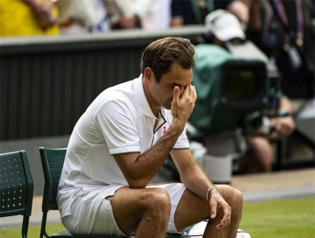 Roger Federer sẽ nghỉ thi đấu hết năm 2020 - Ảnh 1.
