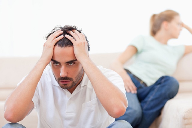 Tôi mất ăn mất ngủ khi nghe vợ trách móc bạn “ăn vụng không biết chùi mép”