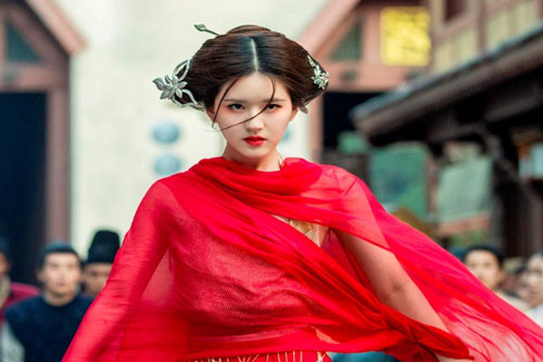 "Mỹ nữ xuyên không" Triệu Lộ Tư: Nàng tiểu thư xinh đẹp, thành công của màn ảnh Hoa ngữ