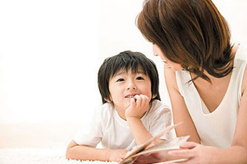 6 dấu hiệu chứng tỏ bé thông minh hơn người, cha mẹ không nên cáu giận, lo lắng