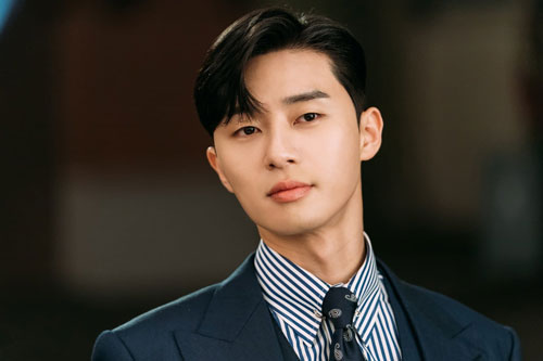 Park Seo Joon trở thành nam diễn viên đầu tiên của Hàn Quốc đạt nút vàng Youtube