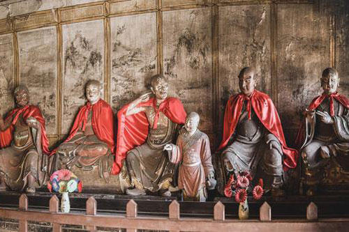 Sự trở về của những đầu tượng La Hán bị đánh cắp