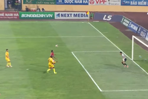 CLIP: 5 pha bỏ lỡ cơ hội đáng tiếc nhất tại vòng 3 V.League 2020