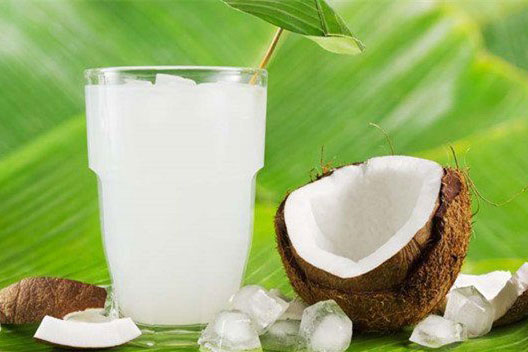 Top 10 tác dụng của sinh tố dừa có thể bạn chưa biết