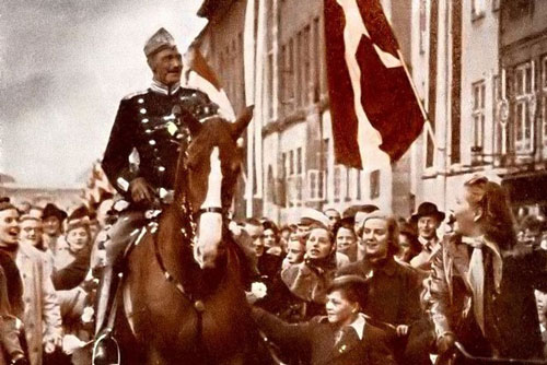 20 hình ảnh chứng minh lịch sử không chỉ là chiến tranh