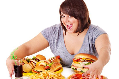 Cho con ăn bánh mì vào bữa sáng tưởng tốt hoá ra hại thế này, dành 1 phút đọc để không hối hận