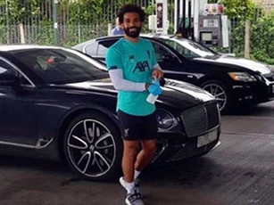 Salah lại có hành động khiến các fan "ngả mũ" bội phục