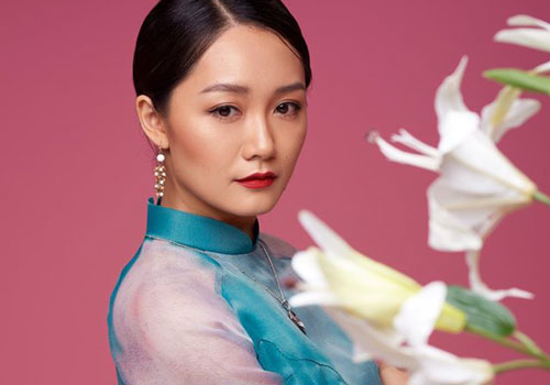 BTV Thu Hà xứng danh 'mỹ nhân diện áo dài đẹp nhất' VTV