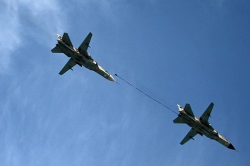 Mỹ điều máy bay trinh sát mới áp sát căn cứ Hmeimim của Nga