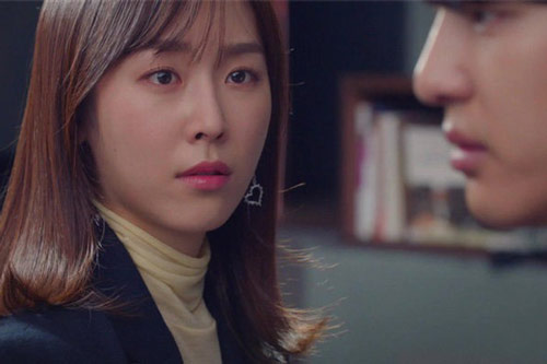 Chỉ định “yêu qua đường”, cô ấy nằng nặc đòi bỏ chồng theo tôi