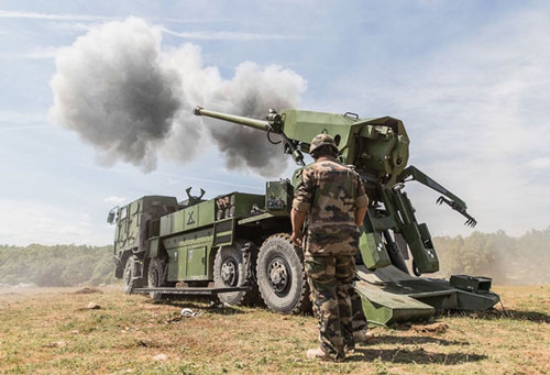 Quân đội Czech trang bị pháo tự hành mới của Pháp