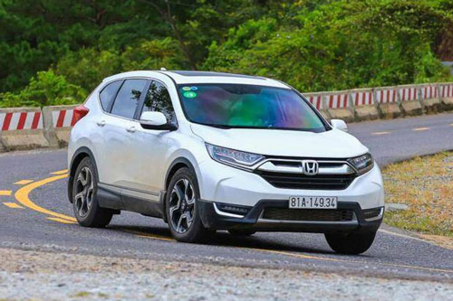 Ô tô nhập khẩu chịu những loại thuế, phí nào?