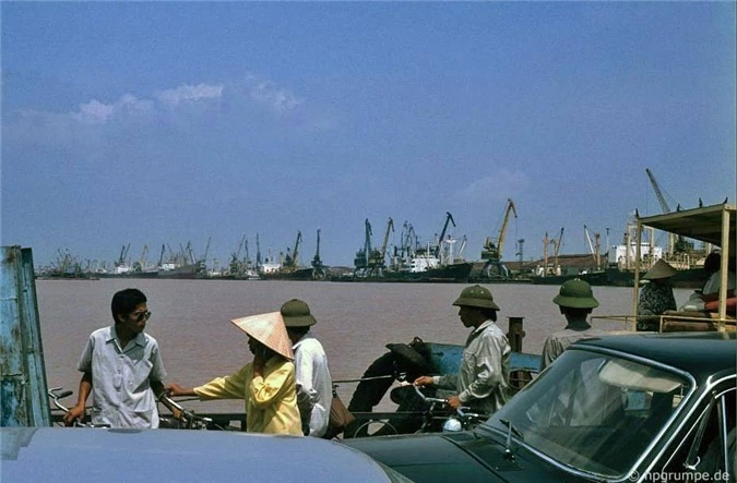Phà Bính và những hình ảnh gây thương nhớ về Hải Phòng những năm 1990 pha binh va nhung hinh anh gay thuong nho ve hai phong nhung nam 1990