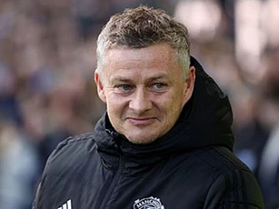 Solskjaer đút túi bao nhiêu nếu M.U dự Champions League 2020/21?