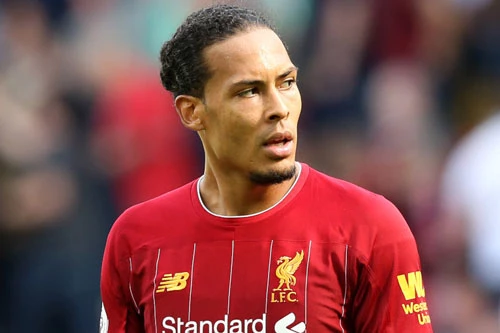 2. Virgil Van Dijk (Liverpool - Định giá chuyển nhượng: 98,5 triệu euro).