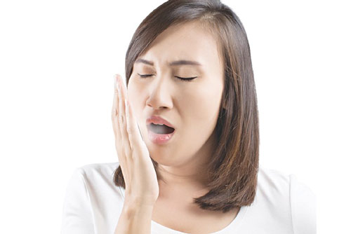 3 cách xử lý mùi hôi miệng cực hiệu quả, phụ nữ nên áp dụng ngay kẻo mất điểm trong mắt chàng