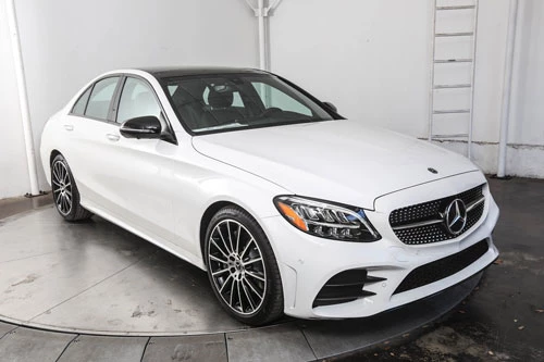 4. Mercedes-Benz C-Class (doanh số: 3.148 chiếc).