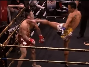 CLIP: Top 10 pha knock-out đưa đối thủ vào "cõi mơ" trên sàn Muay Thái