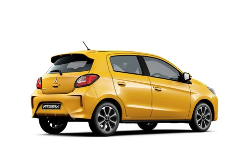 9. Mitsubishi Space Star - tên gọi khác của Mitsubishi Mirage (doanh số: 2.591 chiếc).