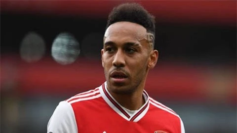 Aubameyang tiết lộ về tương lai khiến CĐV Arsenal lo sốt vó