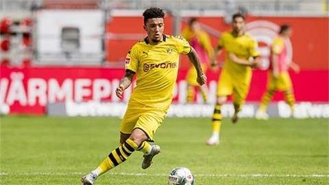 M.U bỏ cuộc, Sancho ở lại Dortmund thêm một mùa?