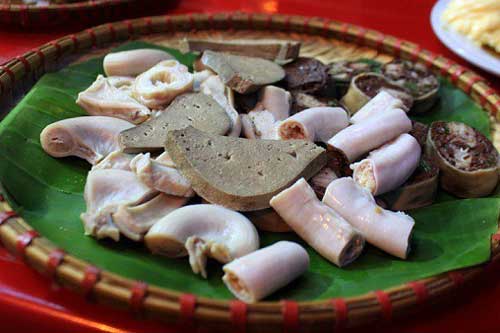 Lòng lợn nhiều người thích mê nhưng khi ăn phạm phải những điều này lại thành độc hại, hãy nắm ngay