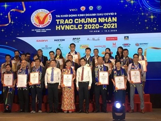 Nước mắm 584 Nha Trang 20 năm liên tục nhận danh hiệu Hàng Việt Nam chất lượng cao