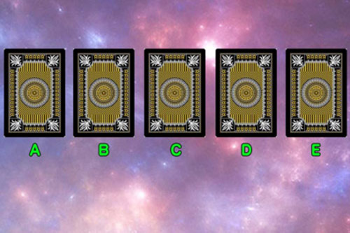 Trắc nghiệm: 'Nửa kia' nghĩ gì về bạn qua cách chọn lá bài?