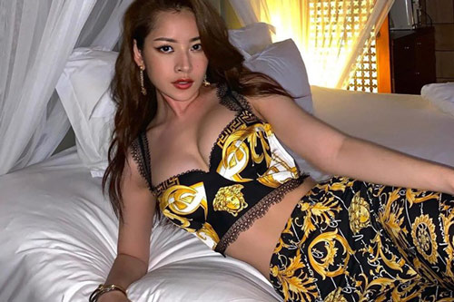 Hội bạn thân vô tình tiết lộ Chi Pu đã có người yêu với lời chúc "cái gì cũng đủ rồi"