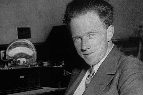 Sứ mạng bí mật nhằm bắt cóc chuyên gia bom hạt nhân của Hitler