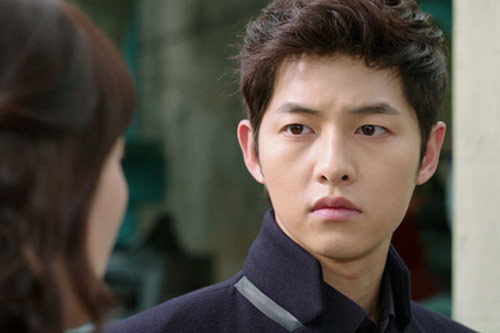 Chỉ vì một câu nói, tôi cay cú bỏ cô bạn gái thạc sĩ về cưới gấp cô bán rau làm vợ