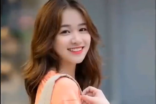 CLIP: 'Siêu lòng' trước nhan sắc xinh đẹp của các cô gái Việt trên mạng xã hội Tik Tok