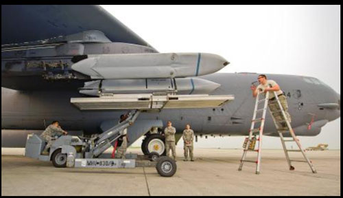 Ukraina nghĩ B-52H xuyên thủng được phòng thủ Nga