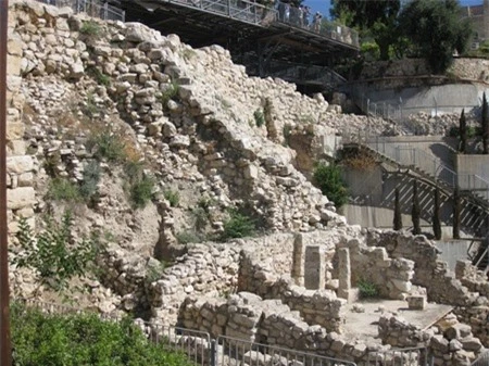 Khu nhà tại thành phố Jerusalem, nơi tìm thấy bút tích ghi lại lời nguyền cổ xưa.