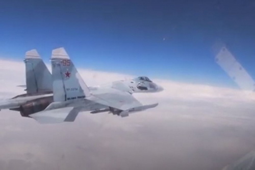 Tiêm kích Nga cản trở cuộc tập trận của NATO trên biển Baltic