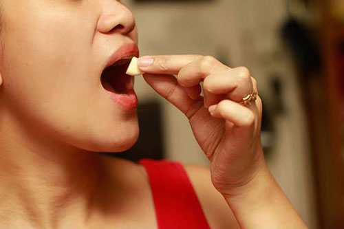 Sáng ngủ dậy chăm chỉ ngậm thứ rẻ tiền này 3 phút, cả đời không lo bệnh tật, sống thọ, sống khỏe