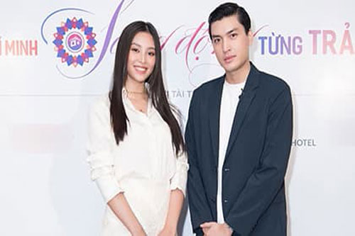 Hoa hậu Tiểu Vy sánh đôi bên 'ông chú soái ca' Quang Đại, tiết lộ mẫu đàn ông lý tưởng