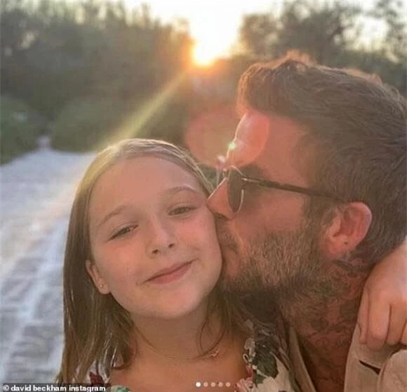 Happer và bố David Beckham 3