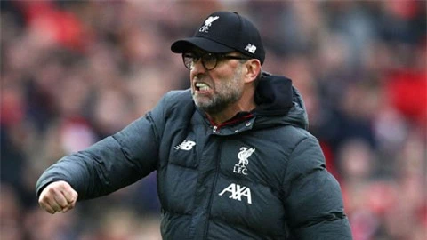 Gerrard: 'Liverpool nên dựng tượng Klopp'