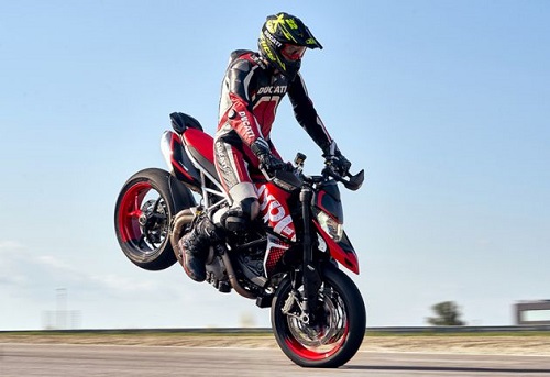2020 Ducati Hypermotard 950 RVE ra mắt, công suất 114 mã lực
