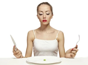 Những thói quen ăn uống cực độc, già hay trẻ cũng nên bỏ kẻo 'ôm' ung thư vào người